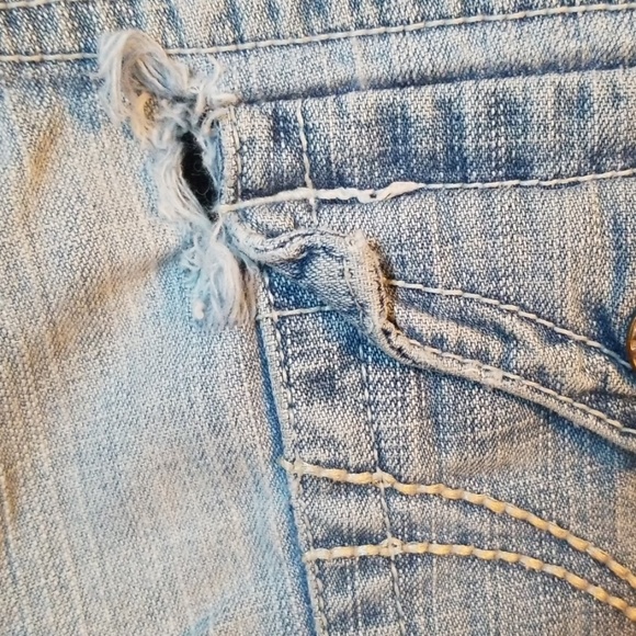 💥❤SO wear it declare it Distressed Jeans - Picture 5 of 8